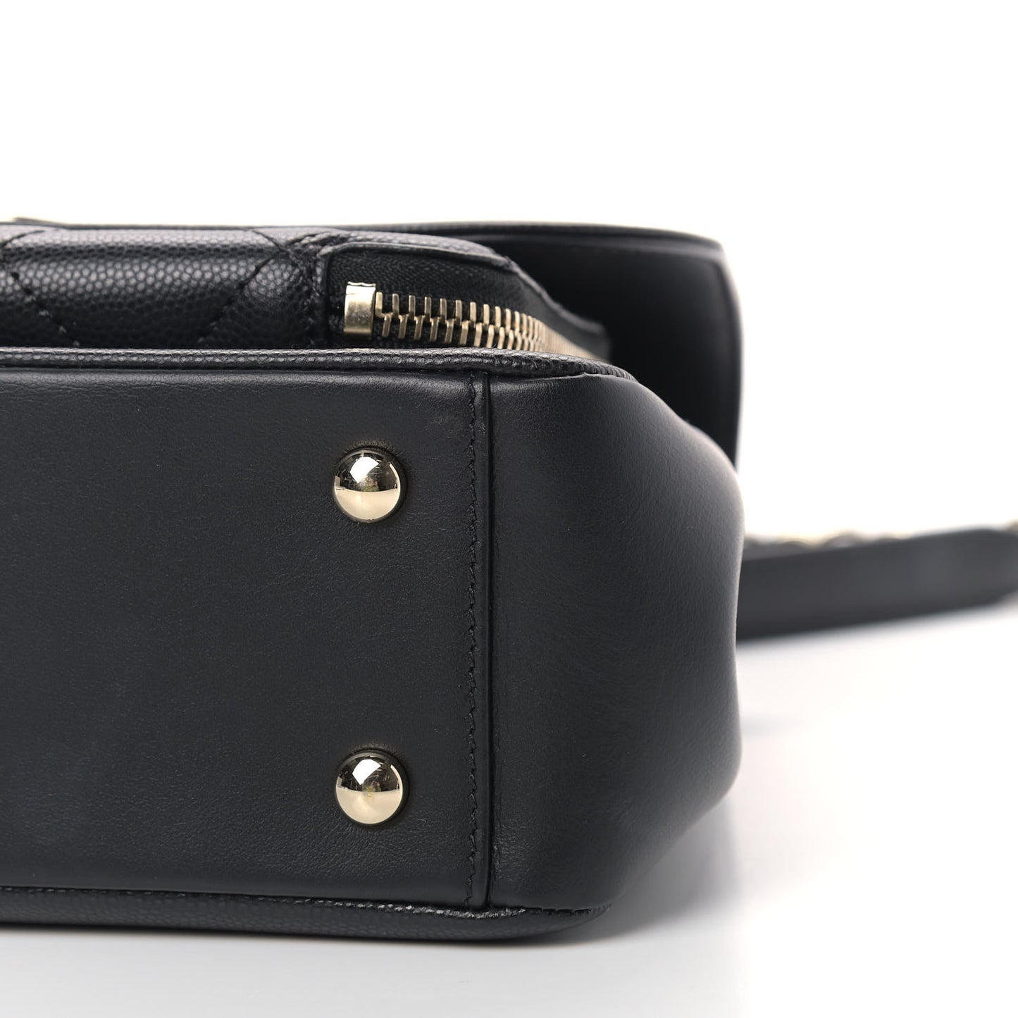 Caviar Quilted Medium Business Affinity Flap Black