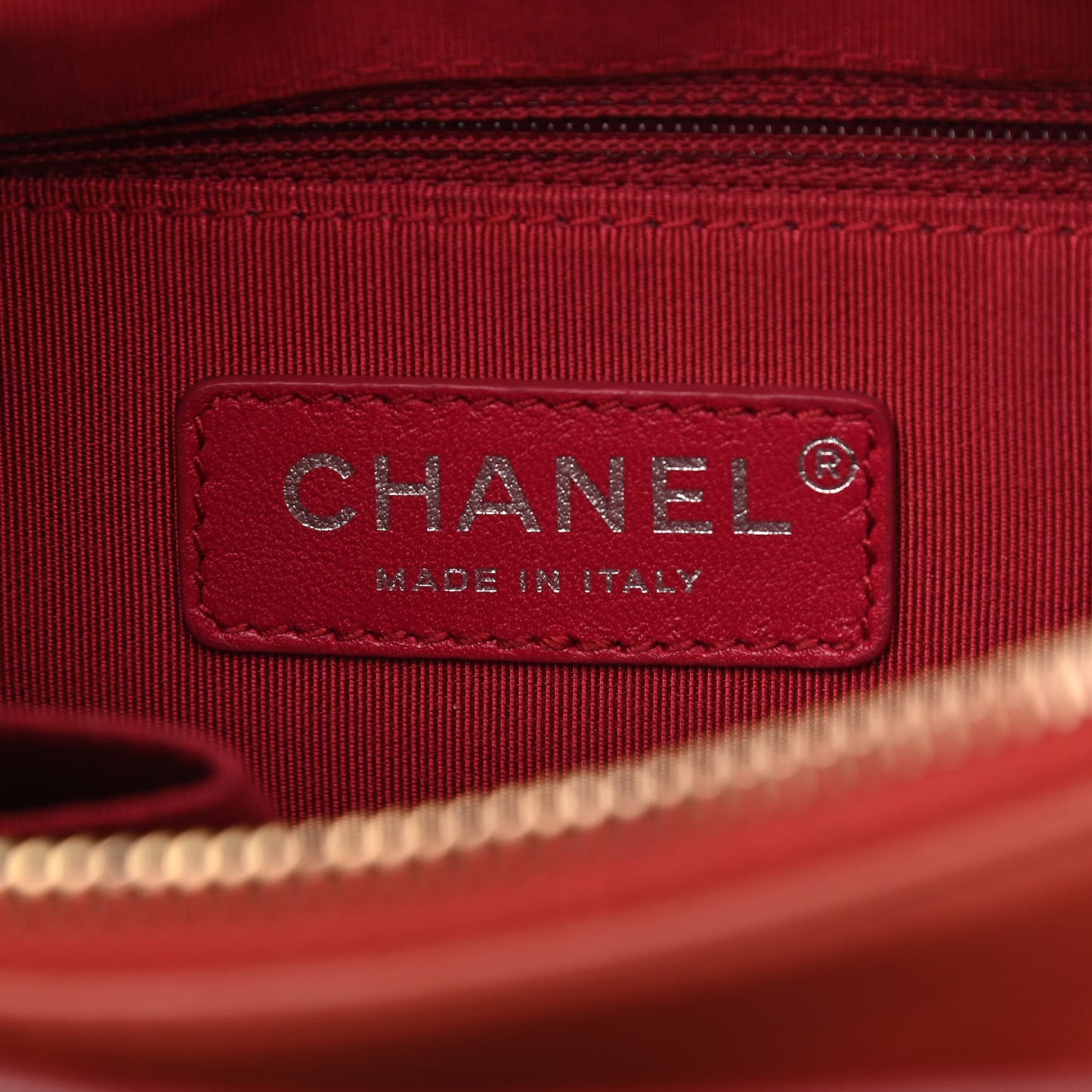 Aged Calfskin Quilted Small Gabrielle Hobo Red