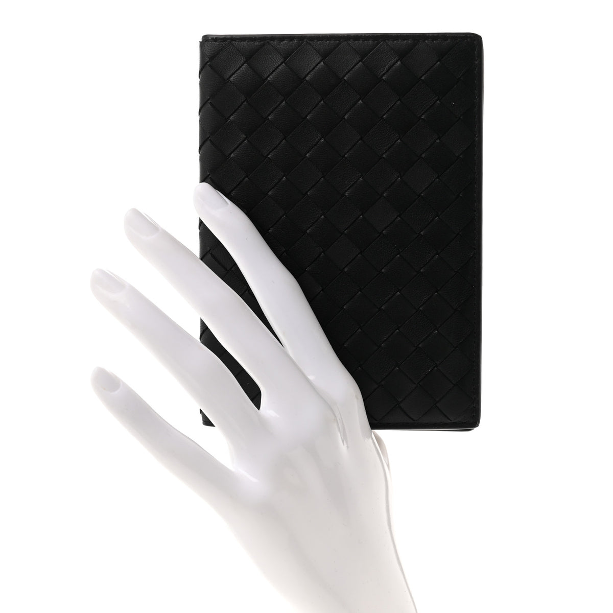 Nappa Intrecciato Passport Case Black