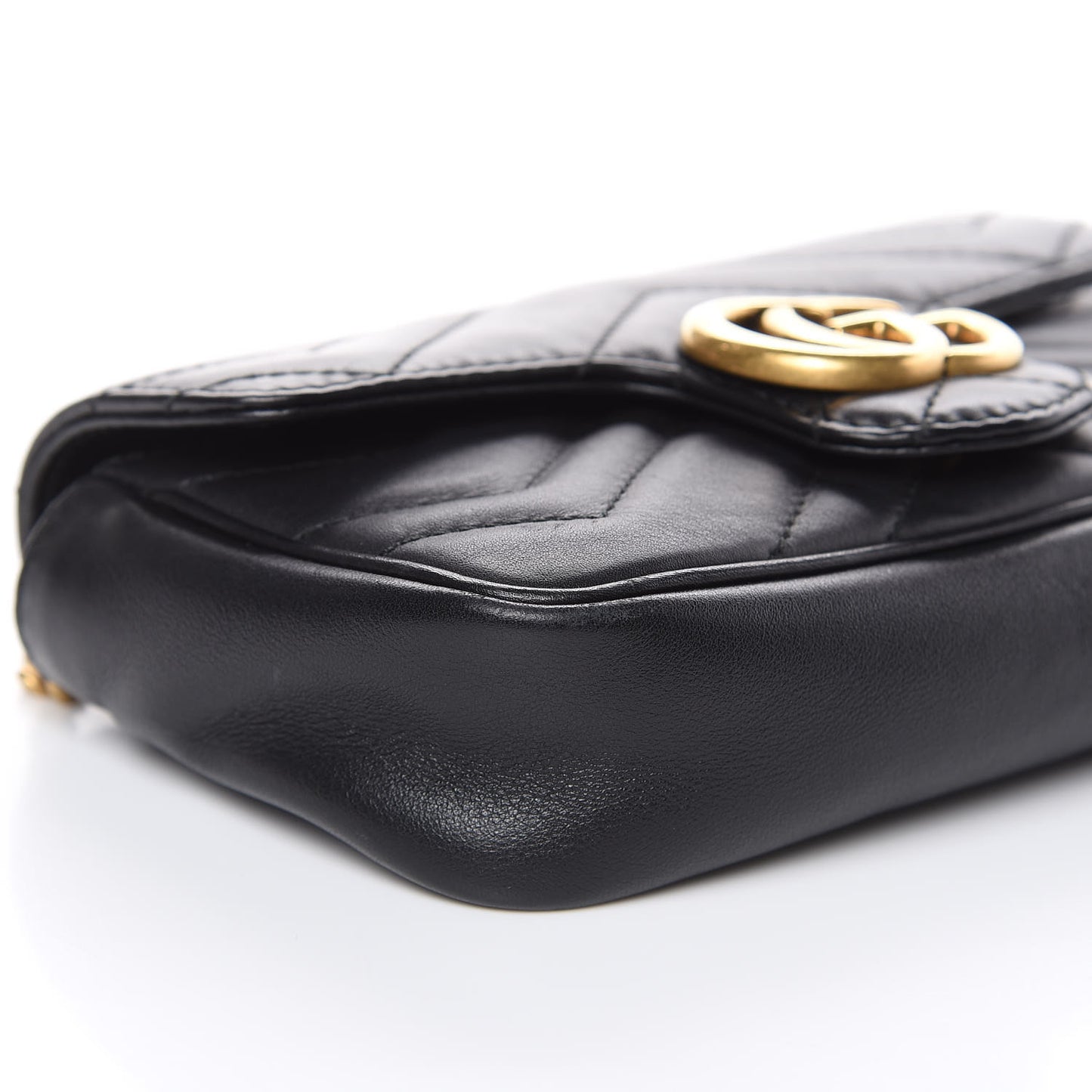 Calfskin Matelasse Super Mini GG Marmont Shoulder Bag Black