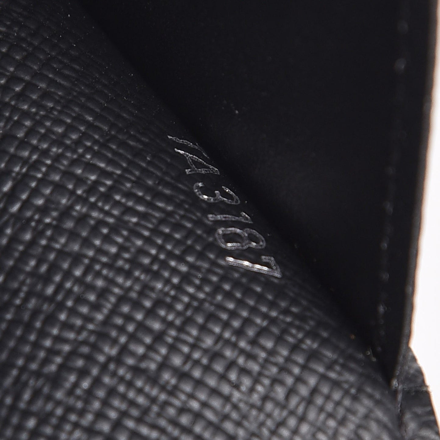 Damier Graphite Brazza Wallet