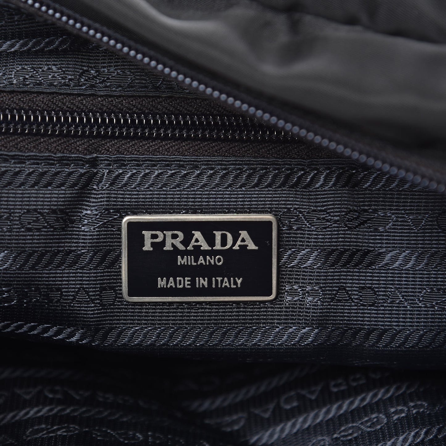 Nylon Vela Messenger Bag Blue