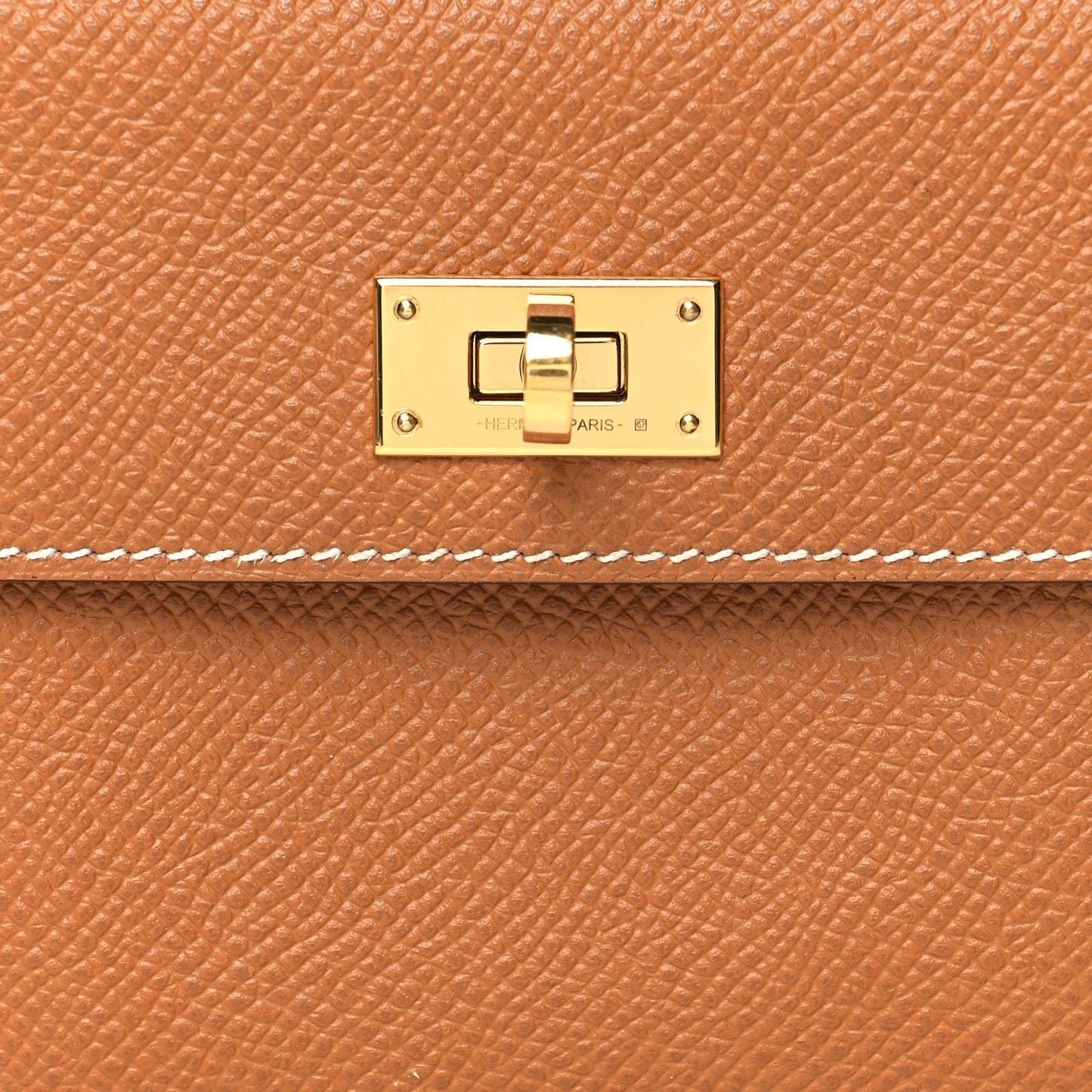 Epsom Kelly Pocket Compact Wallet Gold