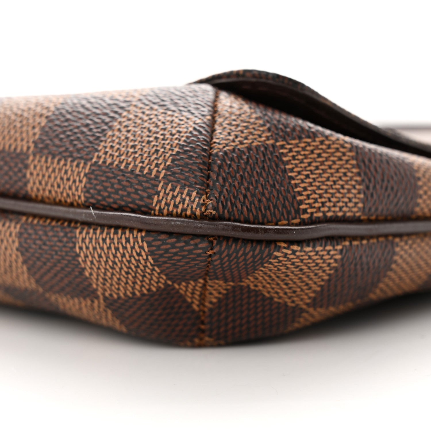Louis Vuitton Damier Ebene Musette Tango 9 of 14