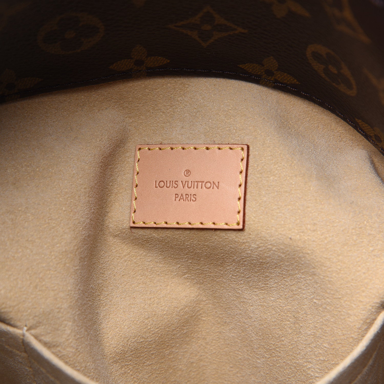 Louis Vuitton Monogram Artsy MM 4 of 8
