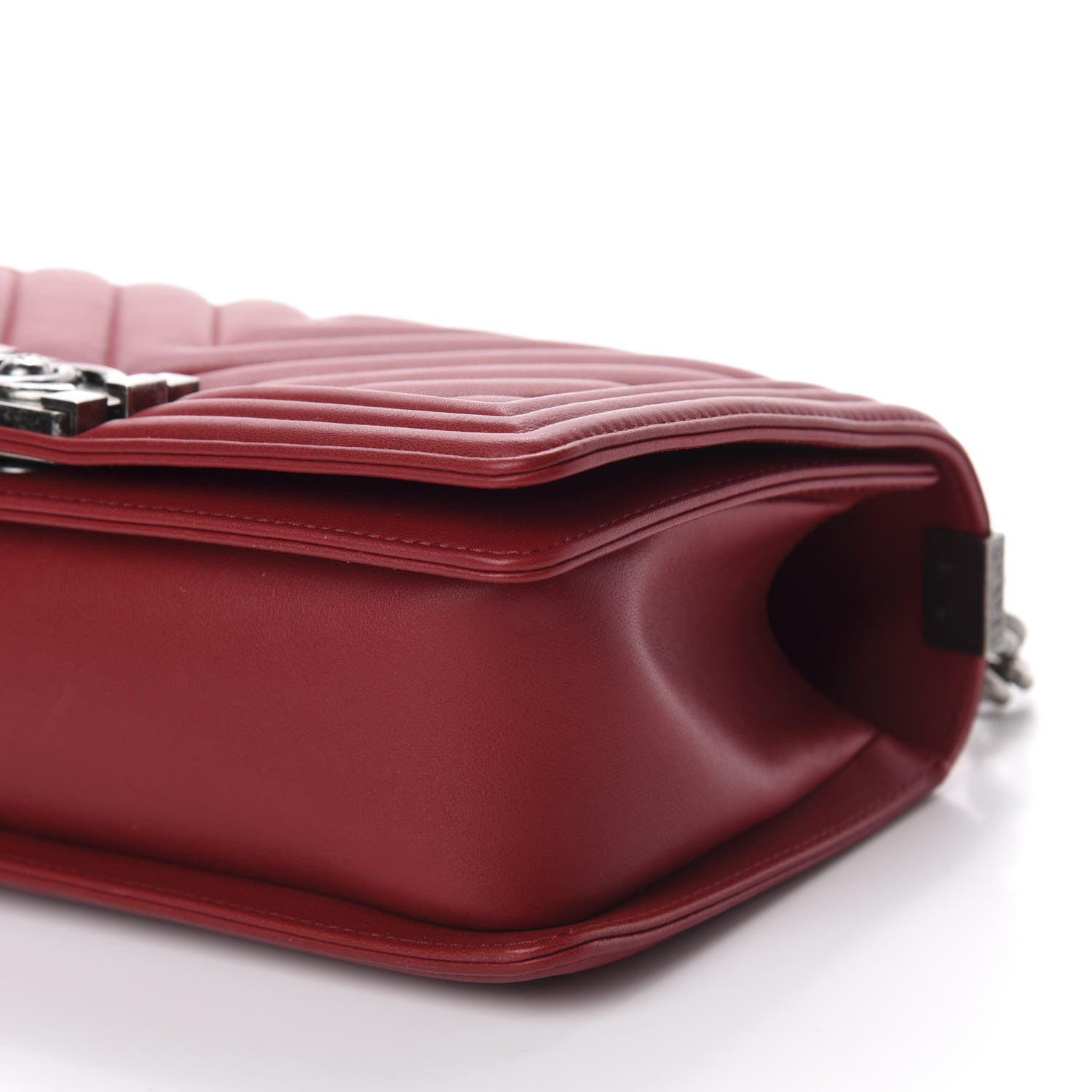Chanel Calfskin Chevron Quilted Medium Boy Flap Red 7 of 11