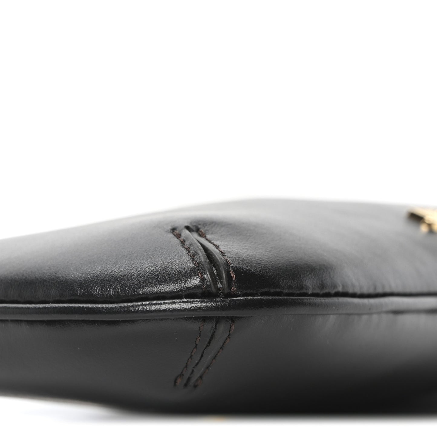 Smooth Calfskin Le Bisou Medium Black