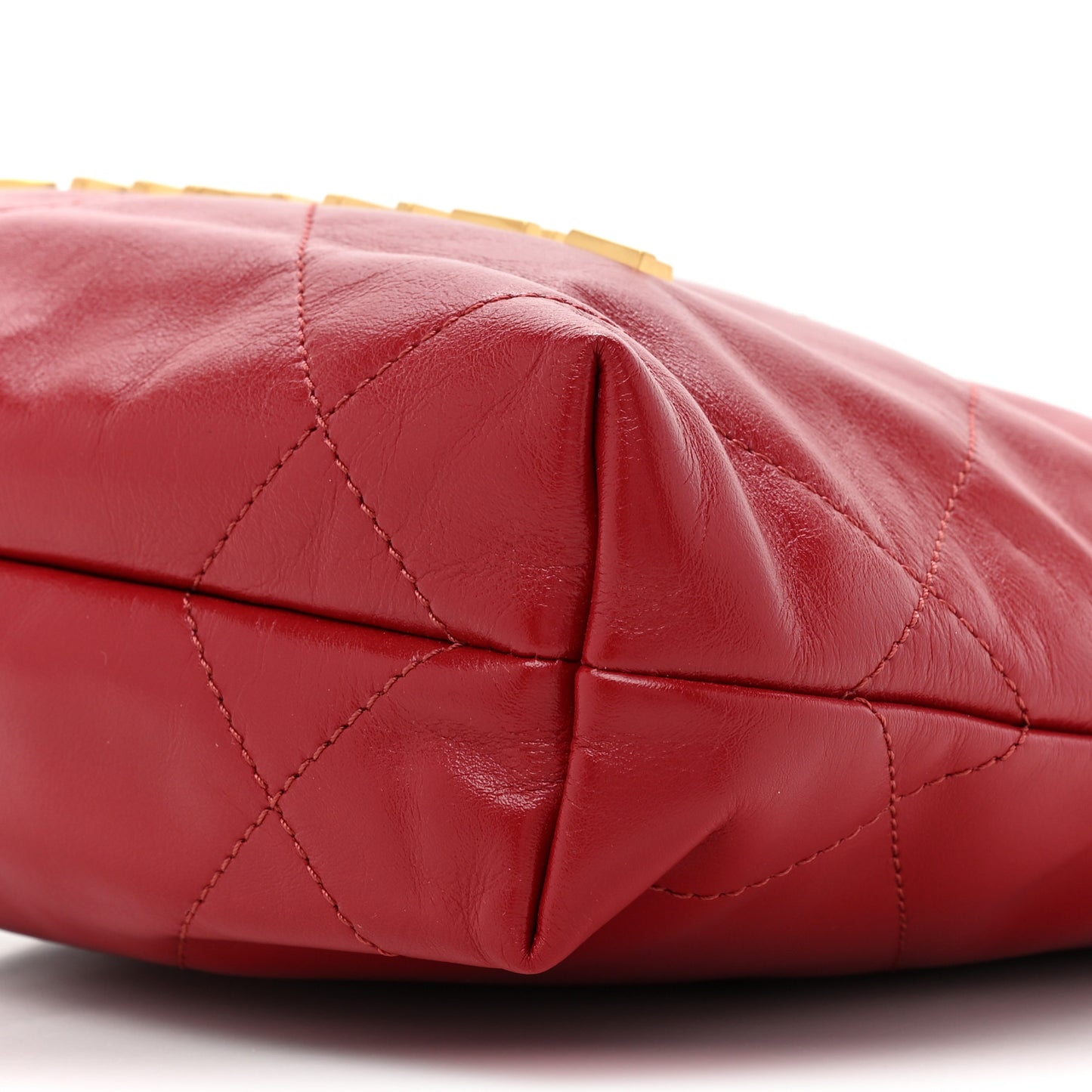 Shiny Calfskin Quilted Mini Chanel 22 Red