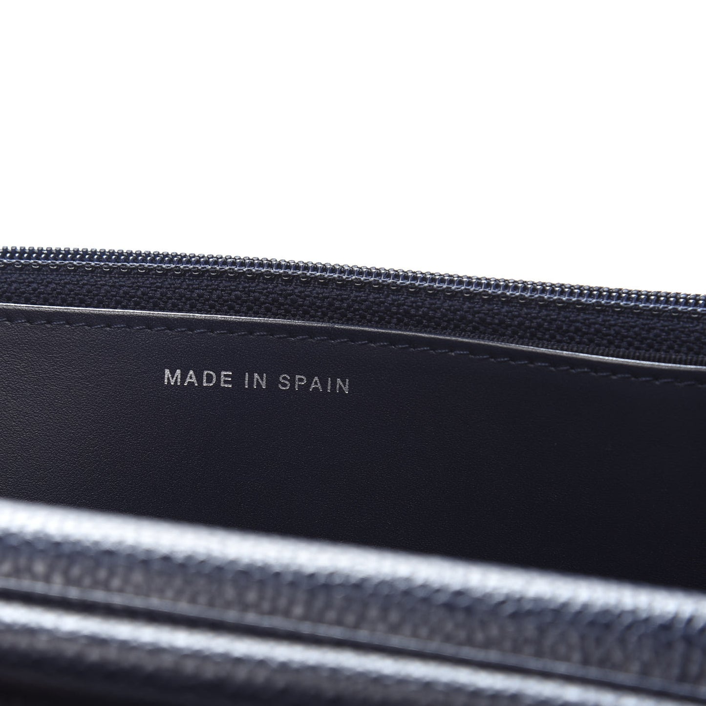 Caviar Quilted Wallet On Chain WOC Blue