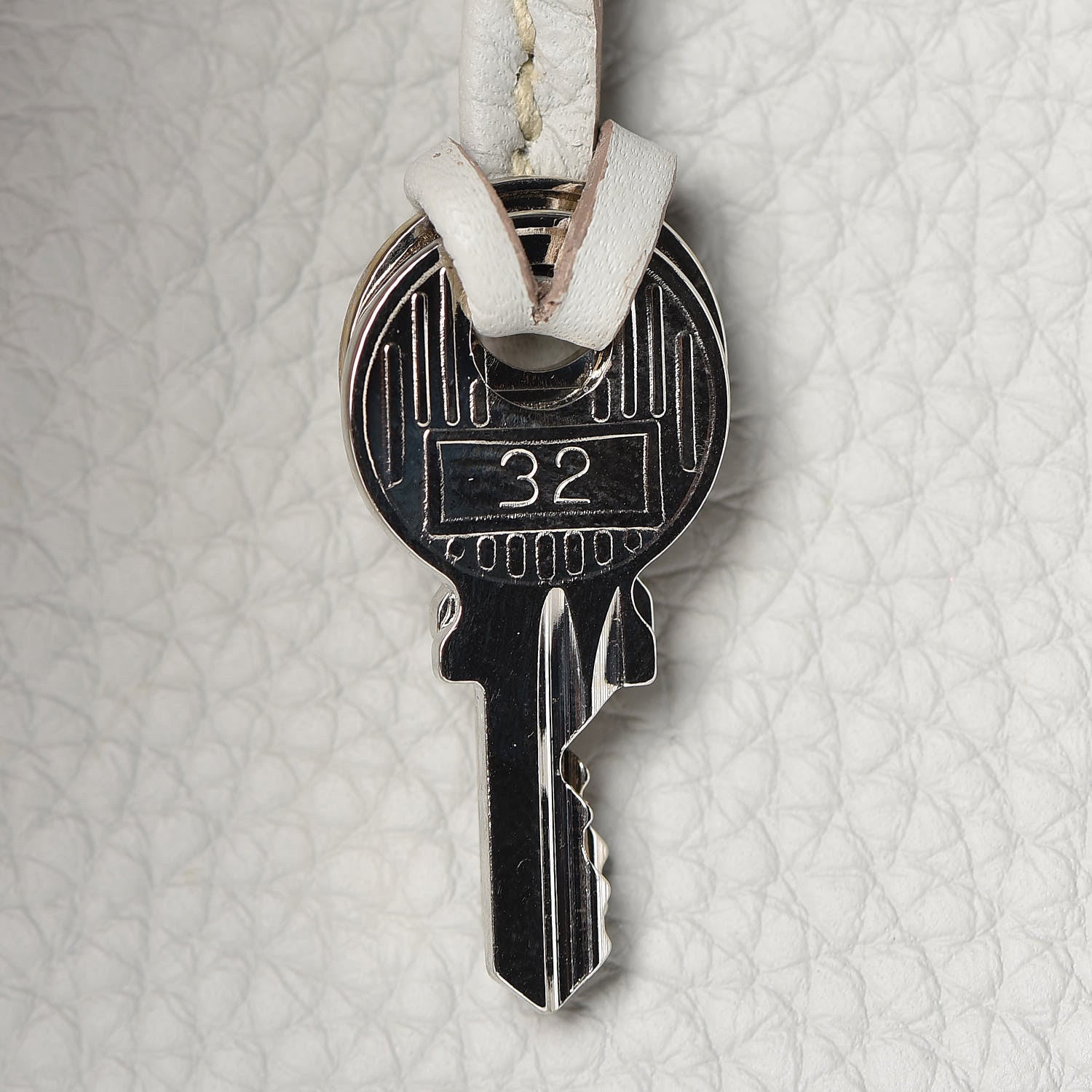 Hermes Taurillon Clemence Kelly Retourne 35 Gris Perle 17 of 28