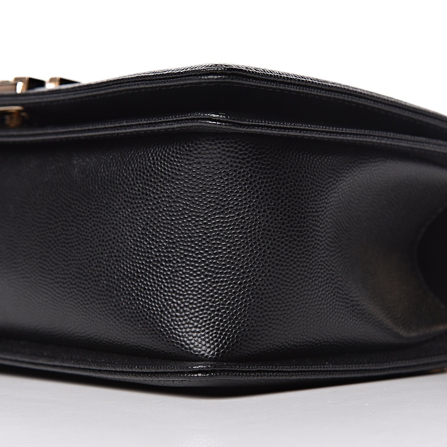 Caviar Chevron Quilted Medium Boy Flap Black