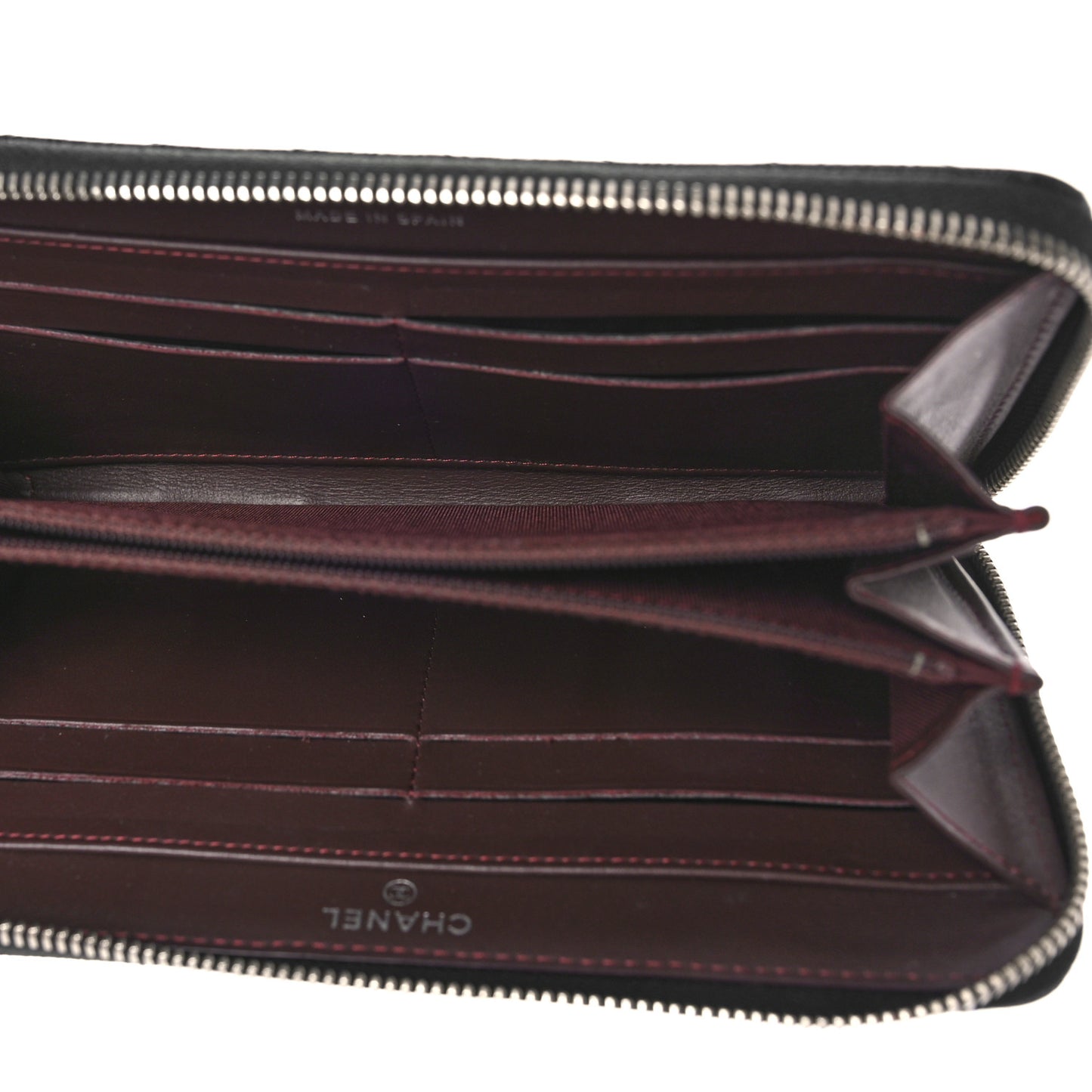 Caviar Chevron Quilted Large Gusset Zip Around Wallet Black