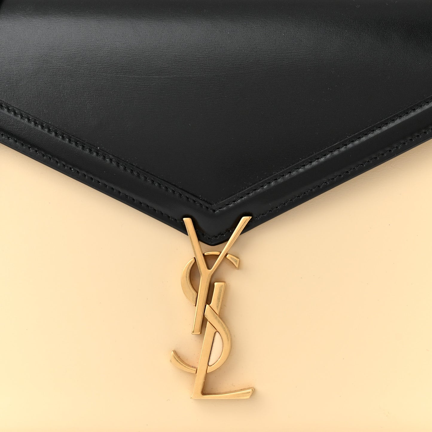 Smooth Shiny Calfskin Medium Classic Monogram Cassandra Top Handle Black Crema Soft