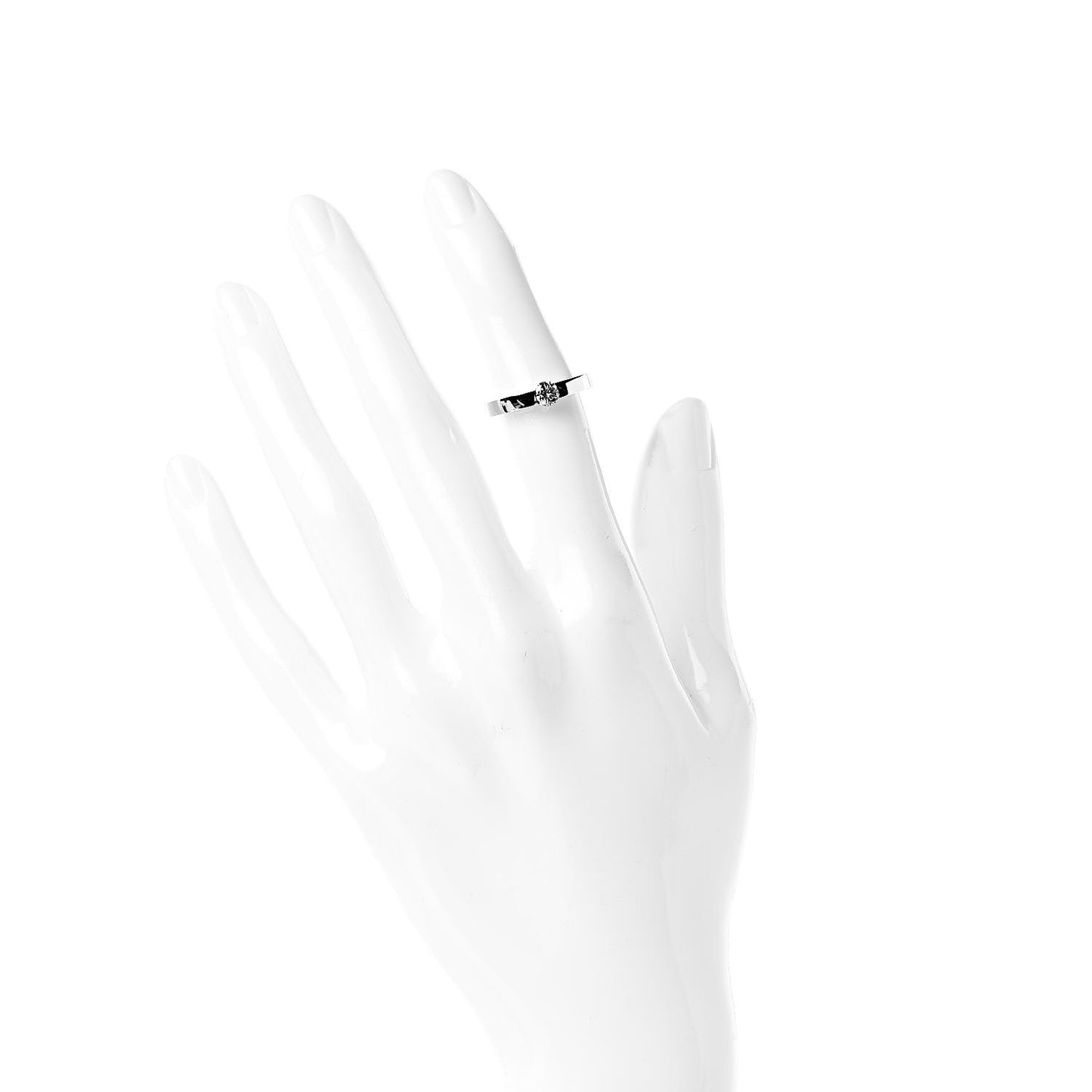 18K White Gold Diamond .31ct Solitaire Engagement Ring 47 4