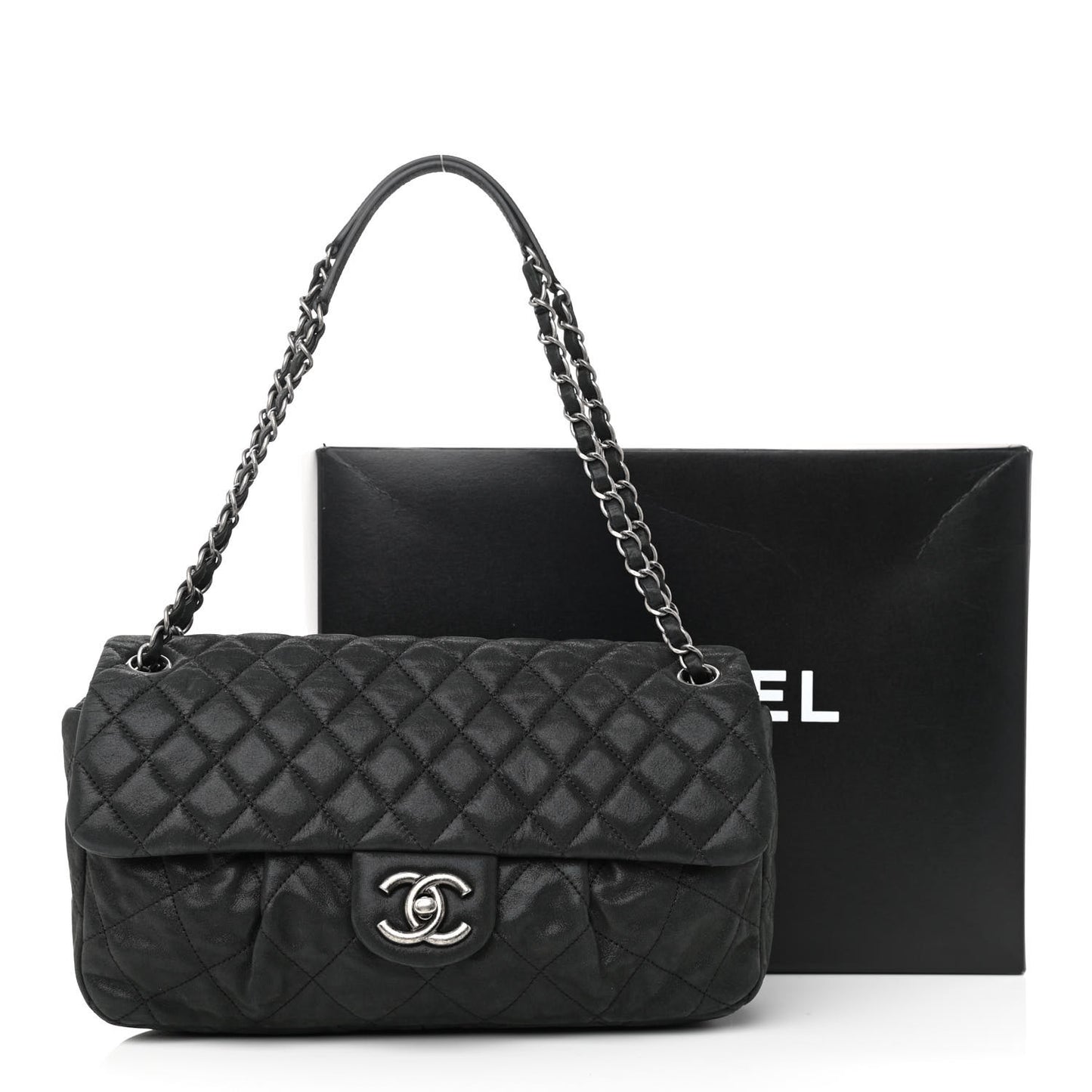 Iridescent Calfskin Large Chic Quilt Flap Black