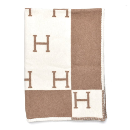 Hermes Wool Cashmere Avalon Baby Blanket Noisette Moyen White 1 of 4