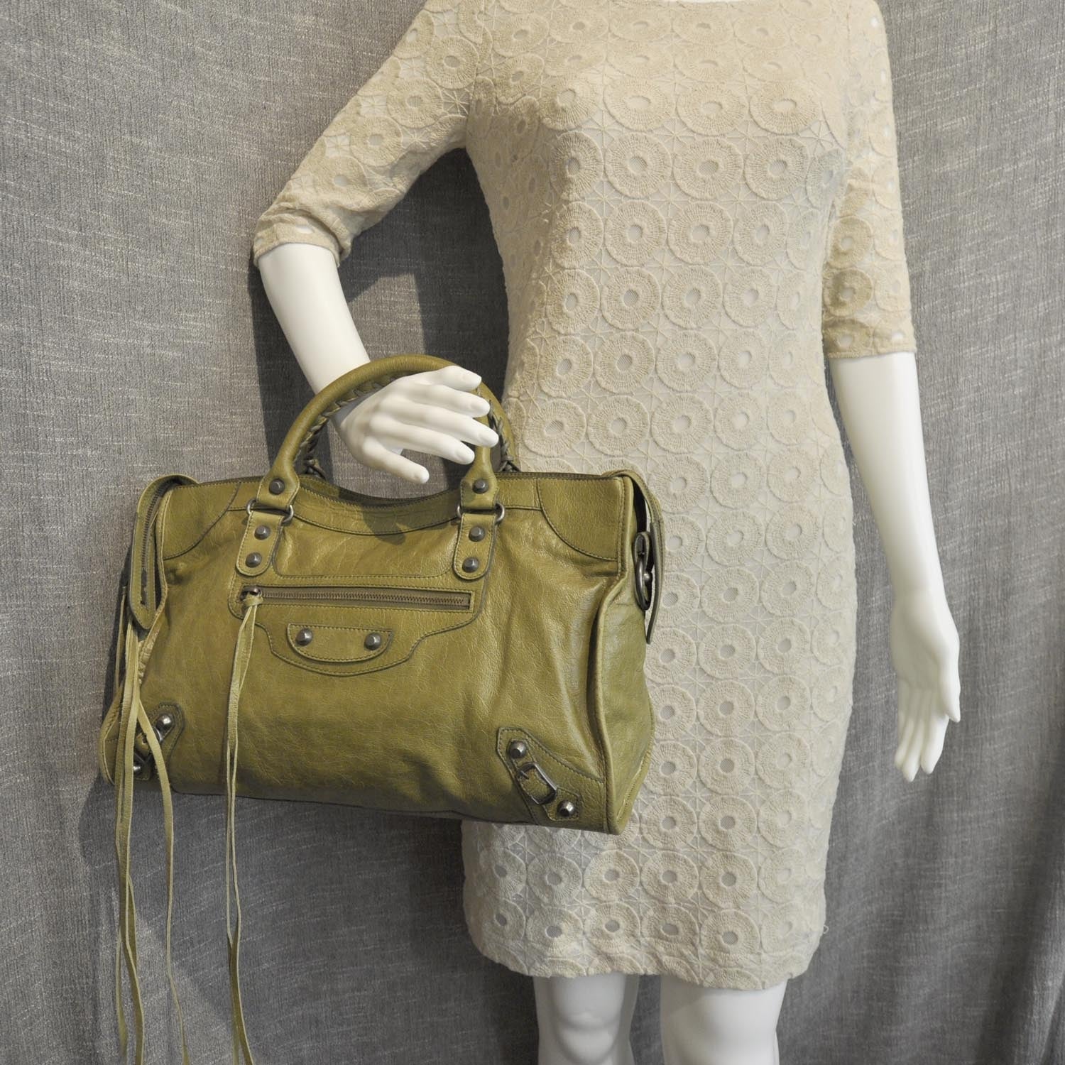 Balenciaga Chevre City Dolma Green RH 4 of 11