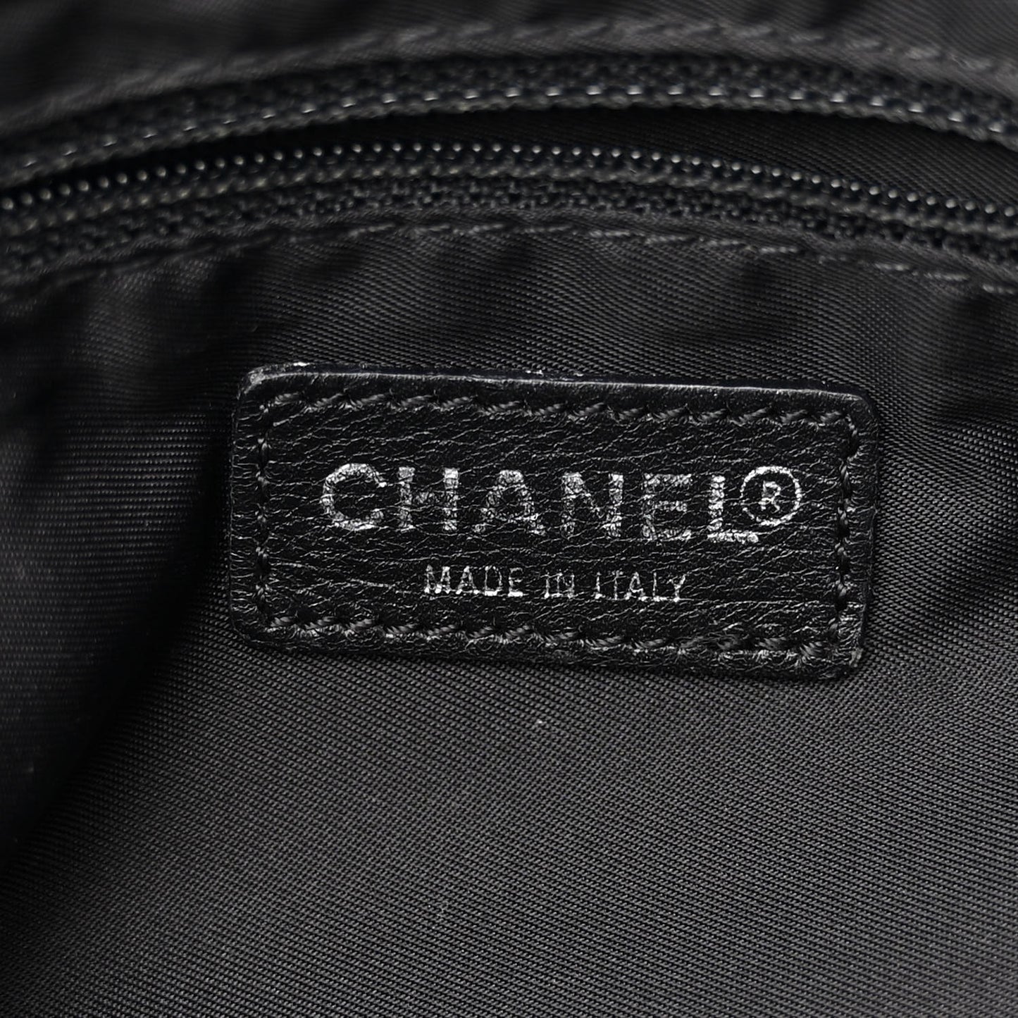 Nylon Medium Travel Tote Black