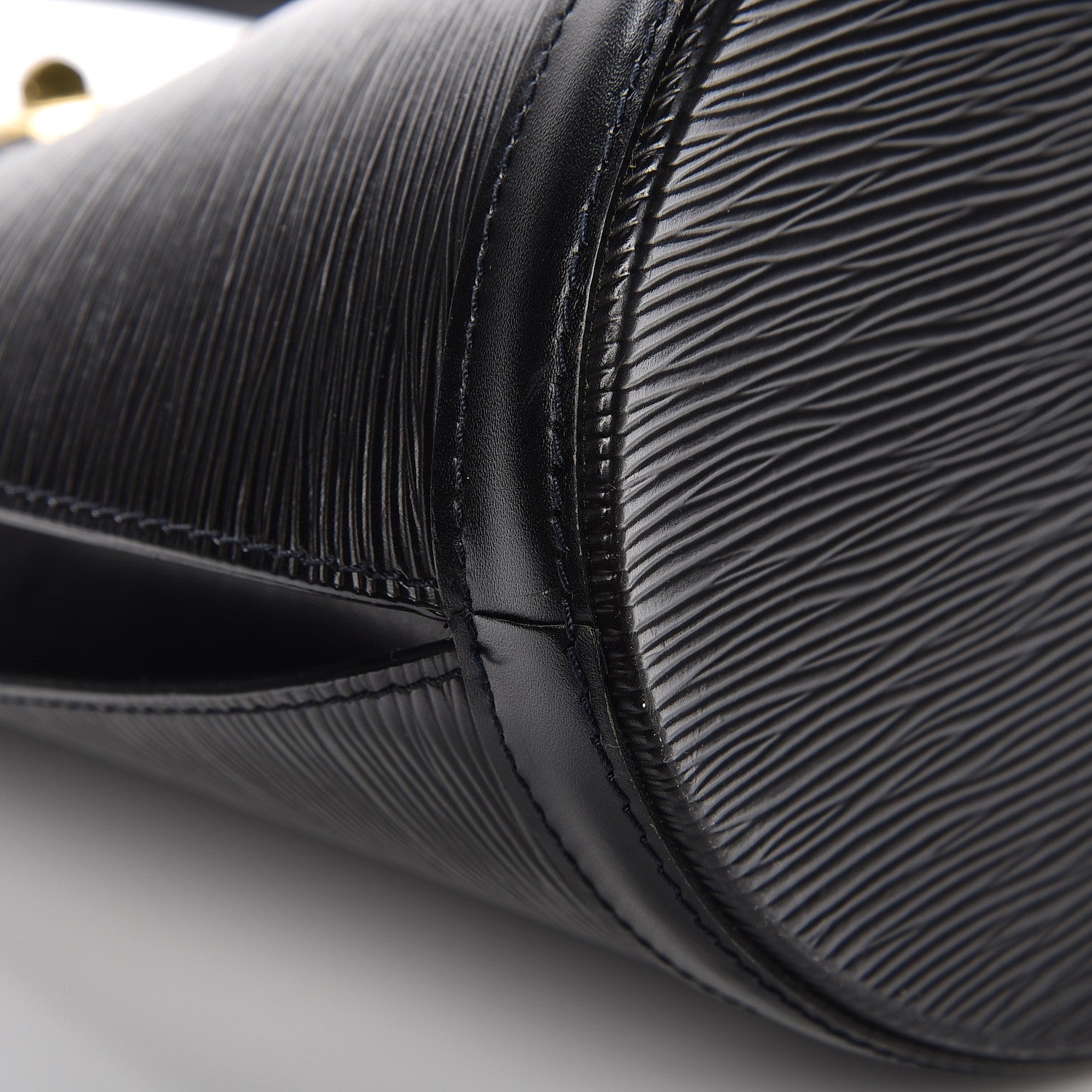 Louis Vuitton Epi Cluny Black 9 of 12