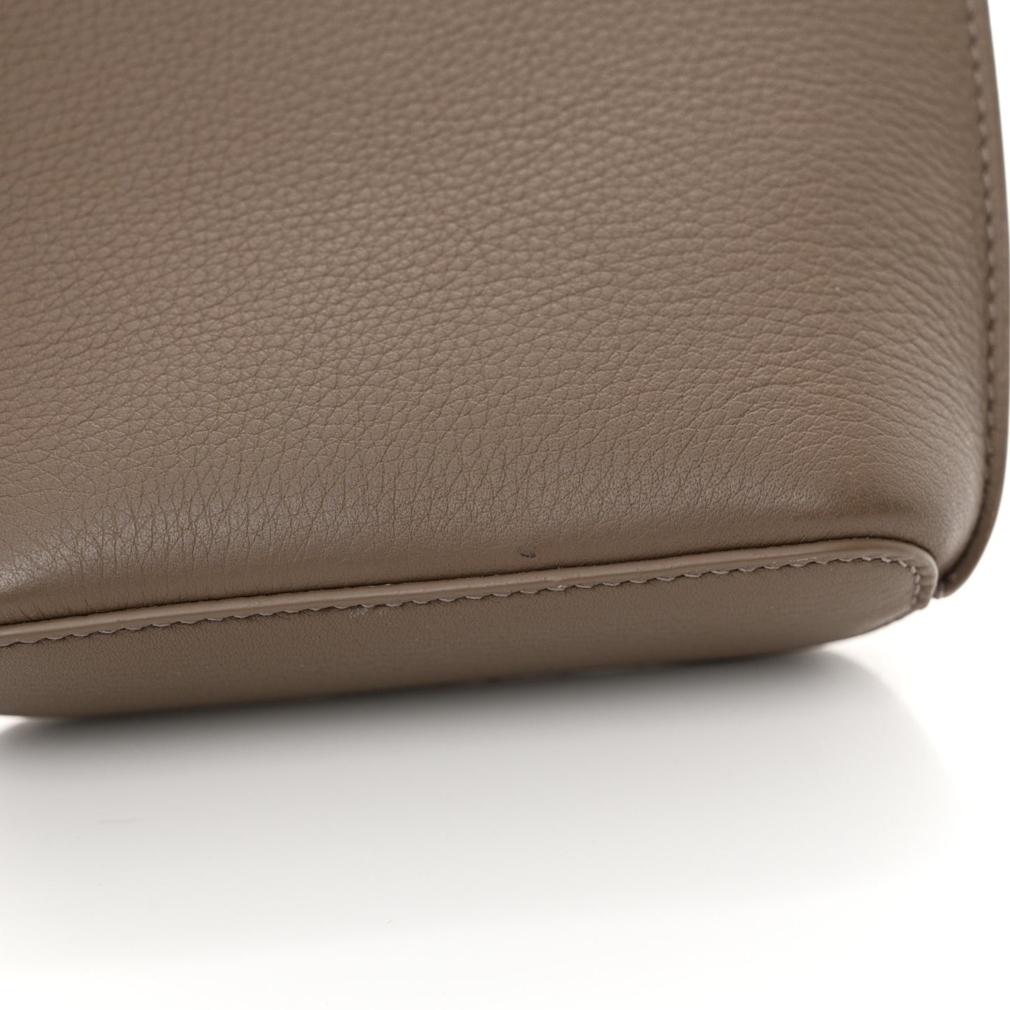 Grained Calfskin Bale Phone Case Warm Mastic