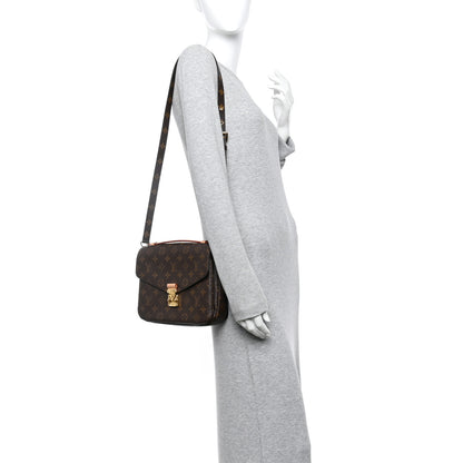 Louis Vuitton Monogram Pochette Metis 2 of 10