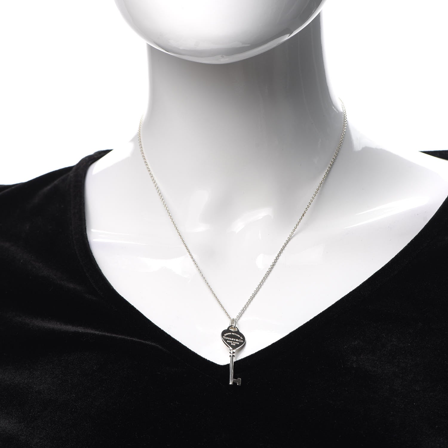 Tiffany Sterling Silver Return to Tiffany Heart Key Pendant Necklace 2 of 5