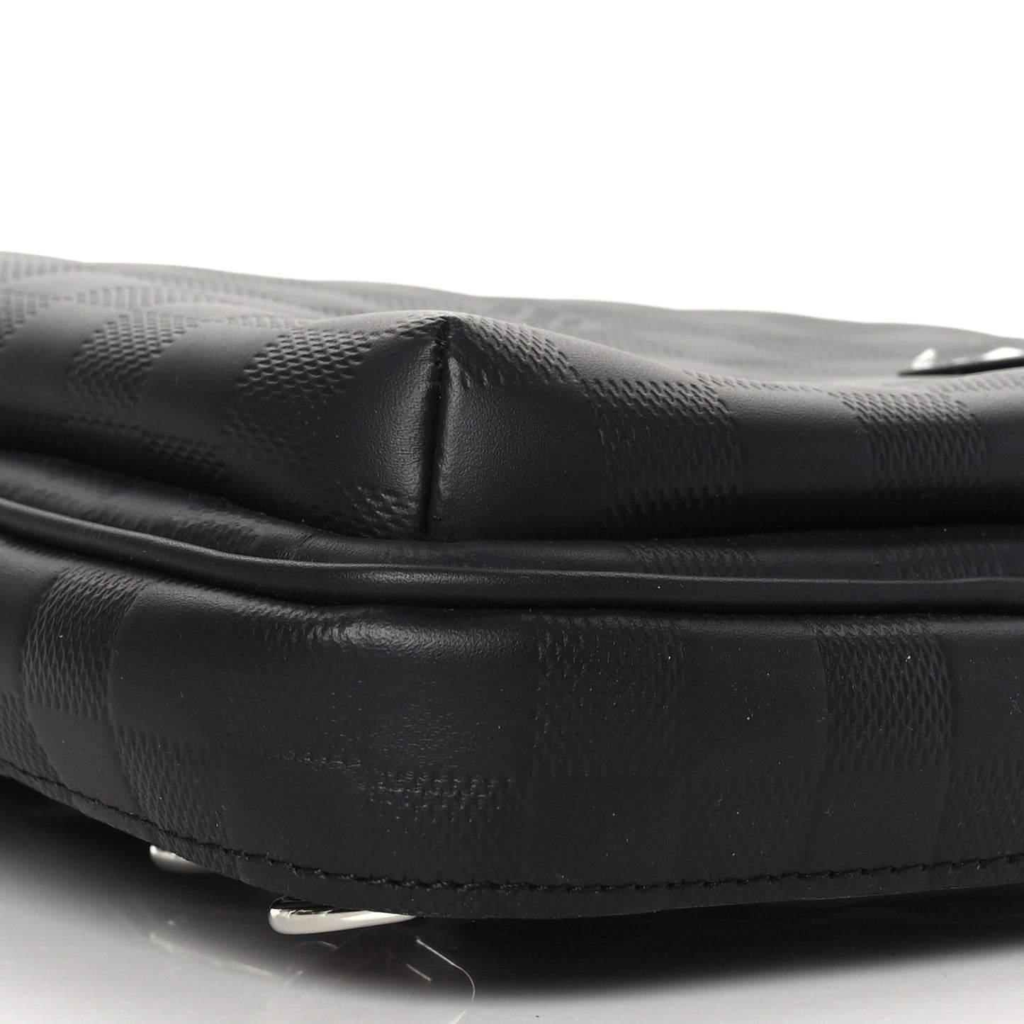 Damier Infini Avenue Sling Bag NM Onyx