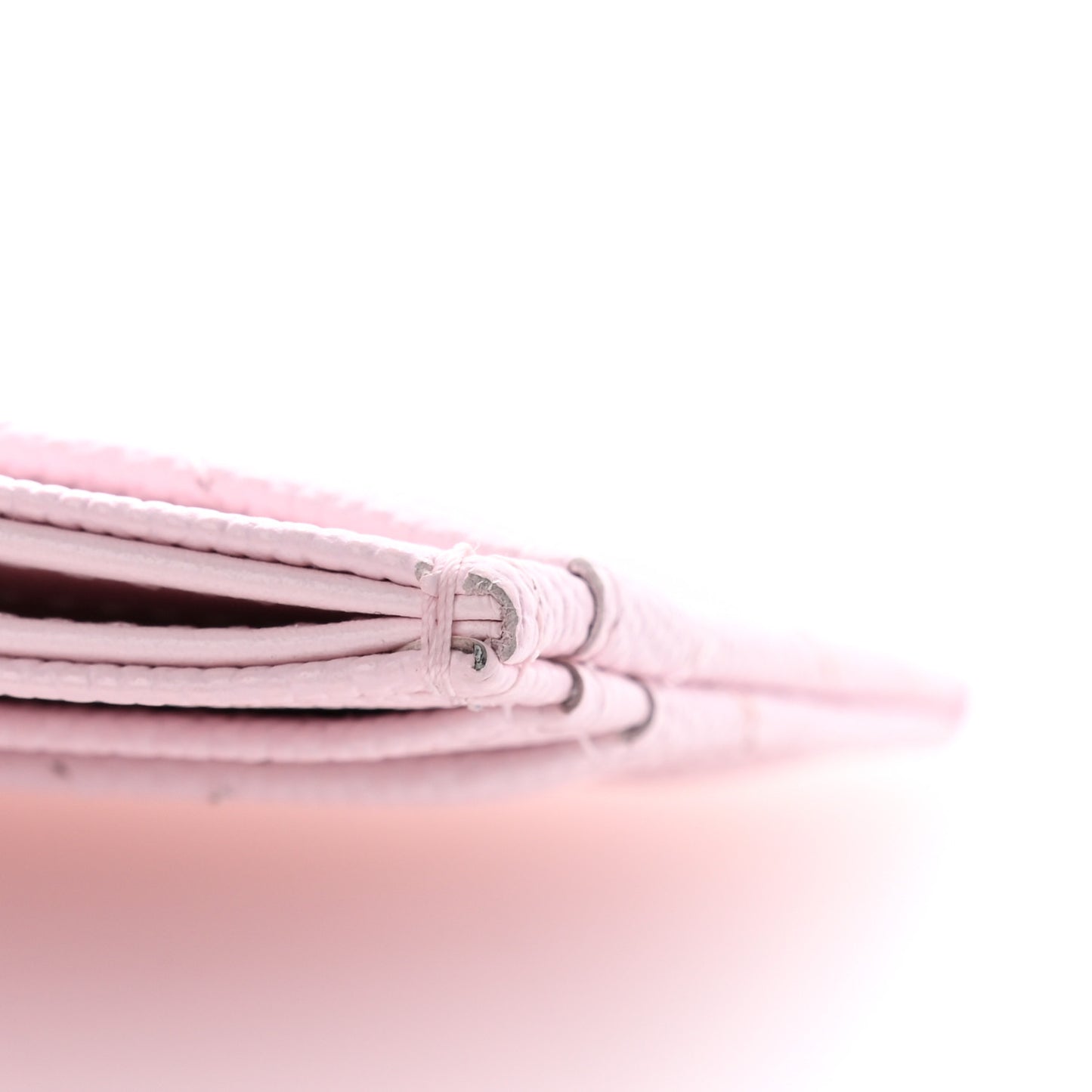 Caviar Quilted Card Holder Light Pink