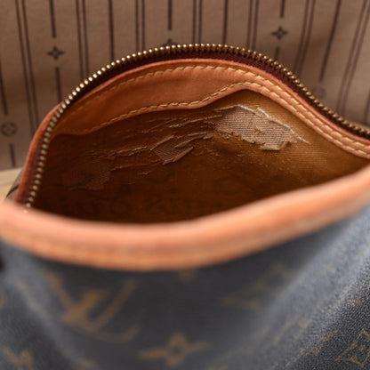 Louis Vuitton Monogram Neverfull MM 9 of 12