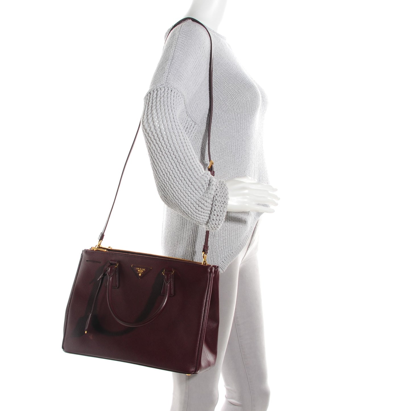 Saffiano Medium Galleria Double Zip Tote Granato