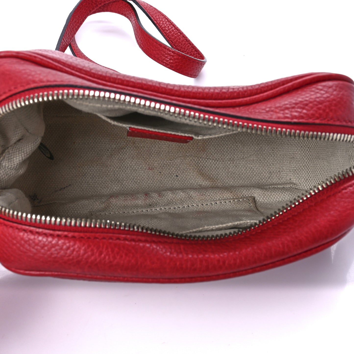 Pebbled Calfskin Small Soho Disco Bag Tabasco Red