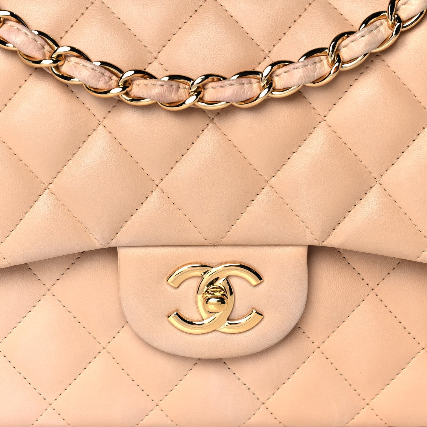 Lambskin Quilted Jumbo Double Flap Beige Clair