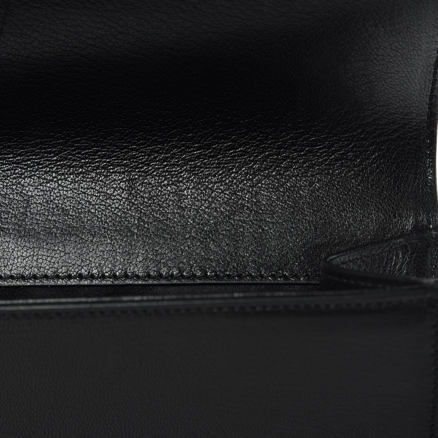Saint Laurent Calfskin Monogram Large Belle De Jour Clutch Black 9 of 9
