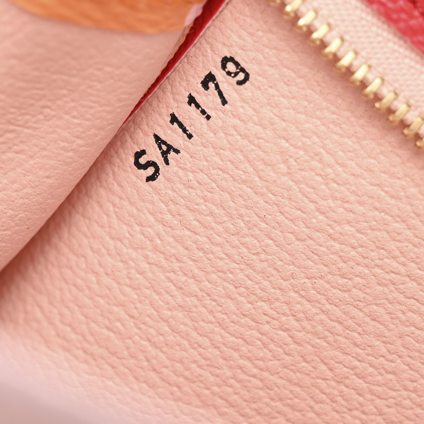 Monogram Giant Toiletry Pouch 26 Rouge