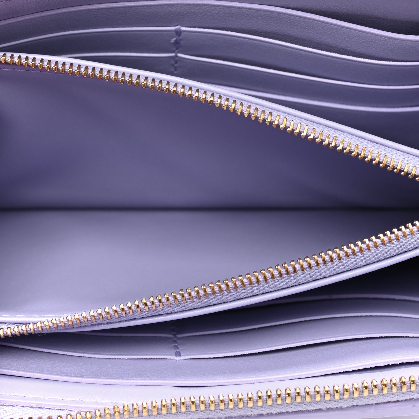 Shiny Calfskin Intreccio Wallet Wisteria