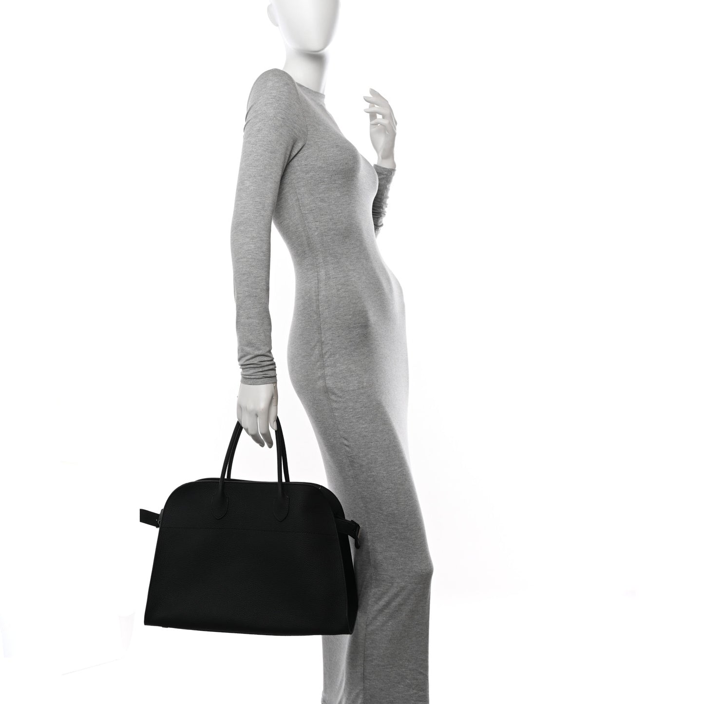 Matte Grained Calfskin Soft Margaux 15 Black