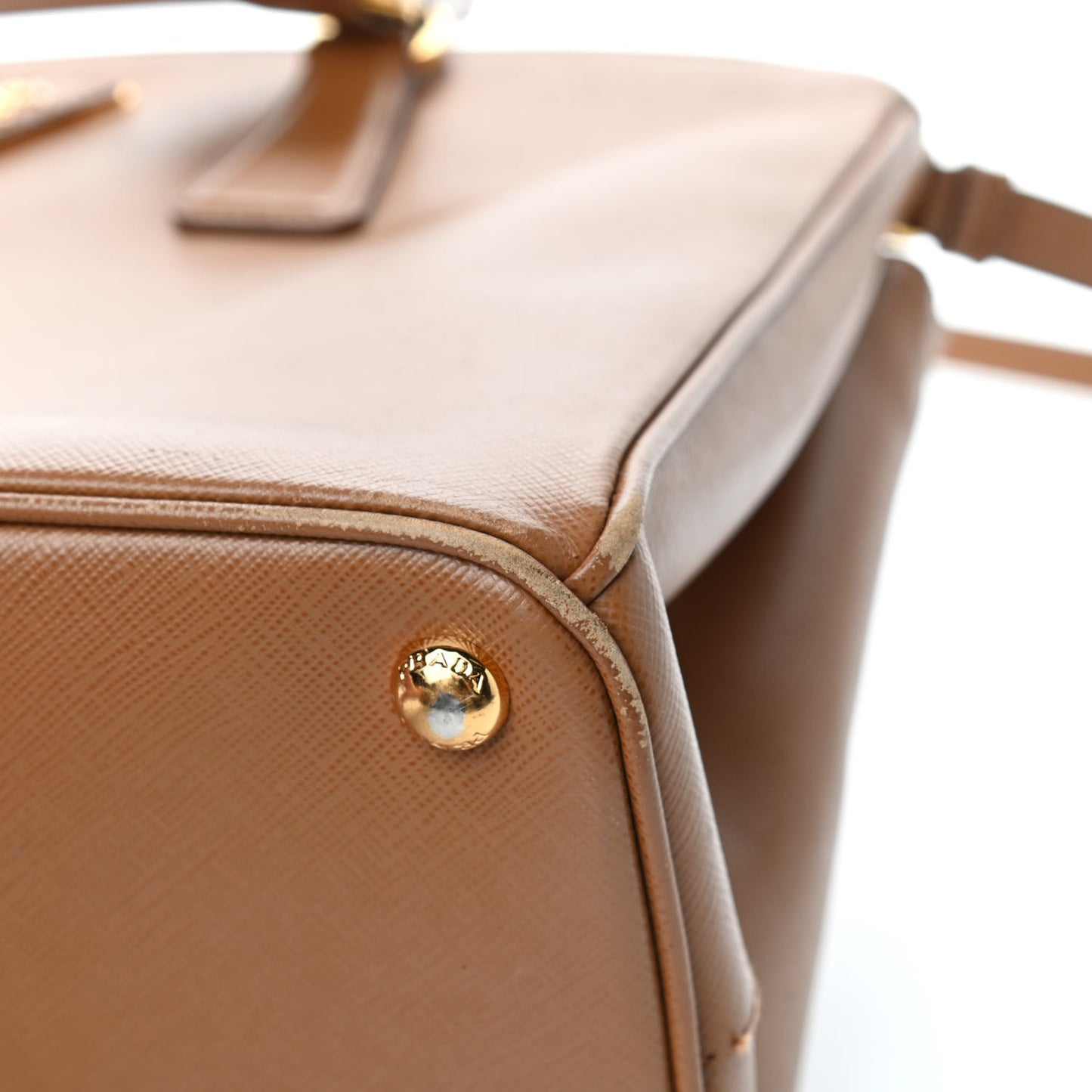 Saffiano Medium Galleria Double Zip Tote Caramel