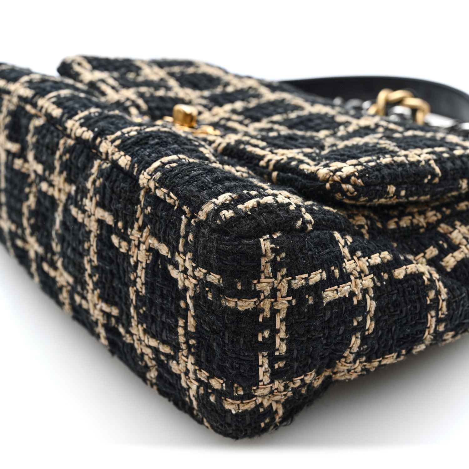 Chanel Tweed Quilted Medium Chanel 19 Flap Black Beige 10 of 10