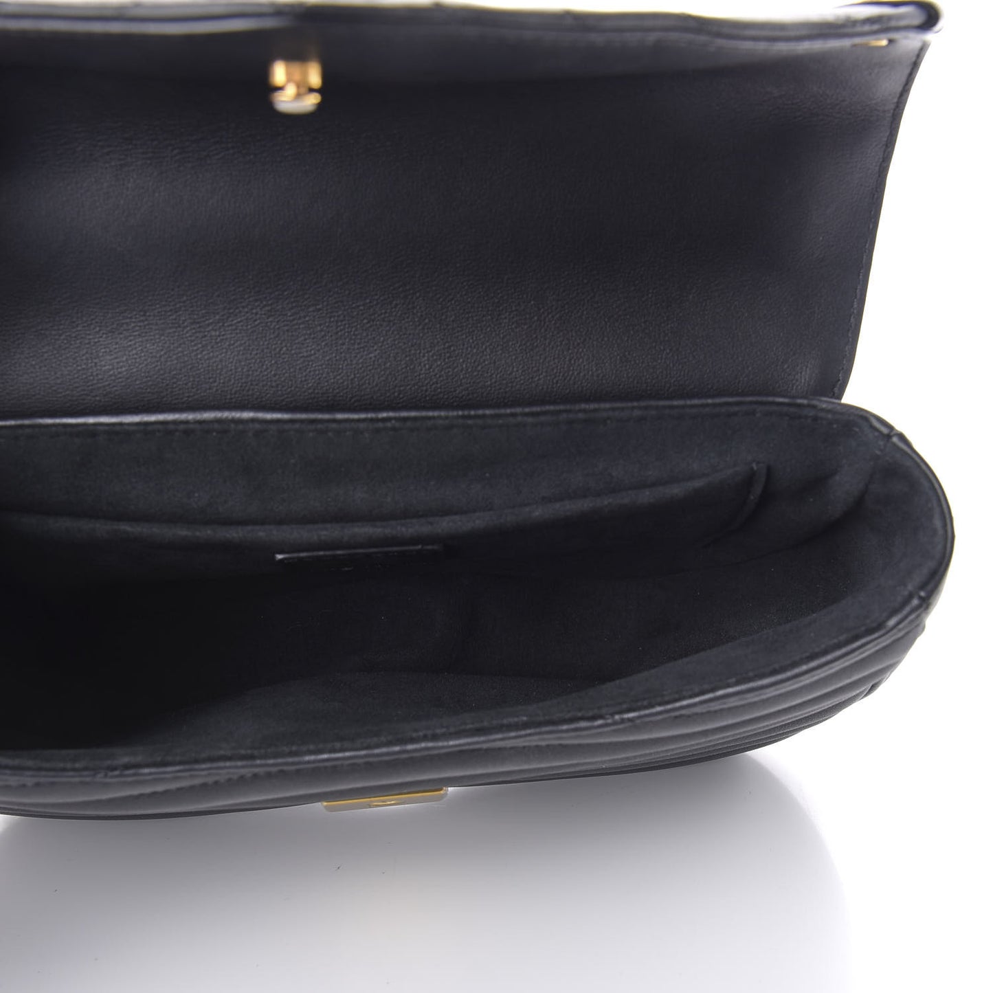 Calfskin New Wave Chain MM Black