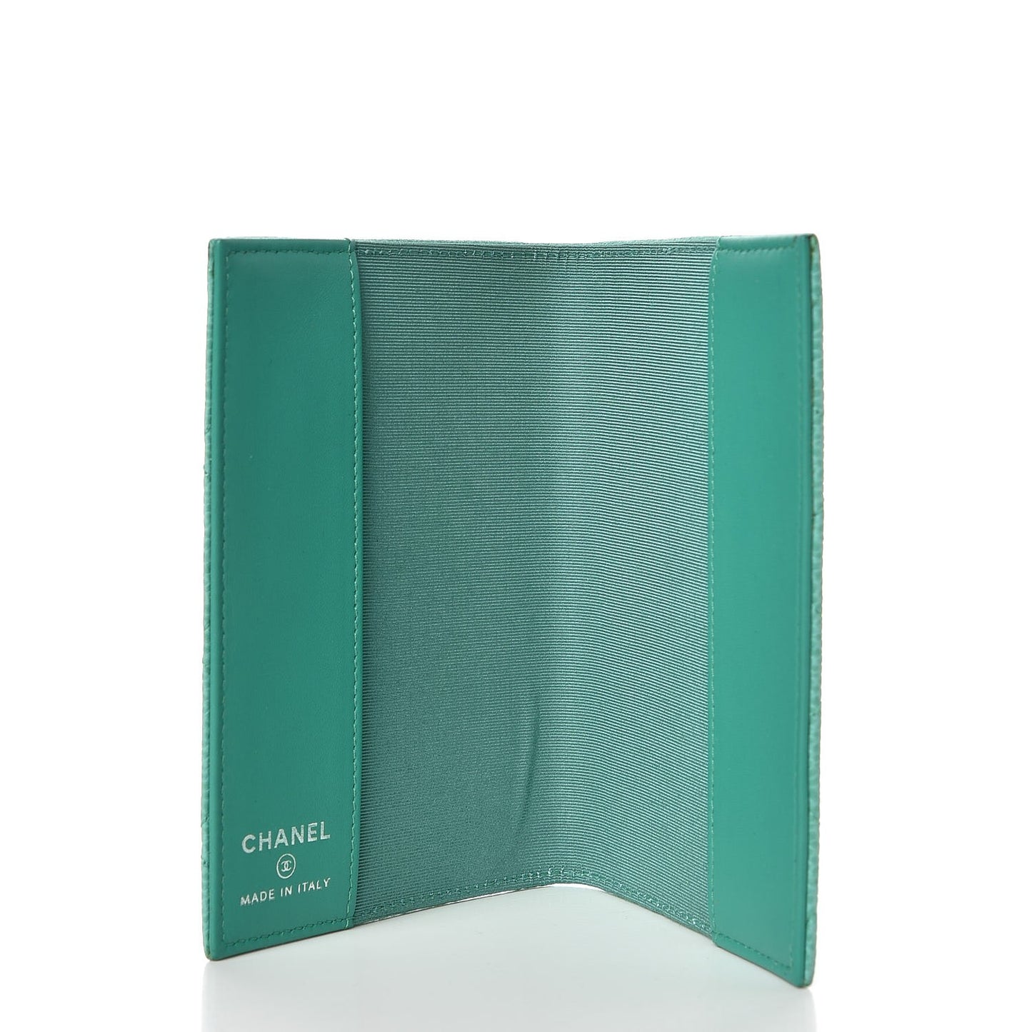 Iridescent Caviar Quilted Passport Holder Light Green