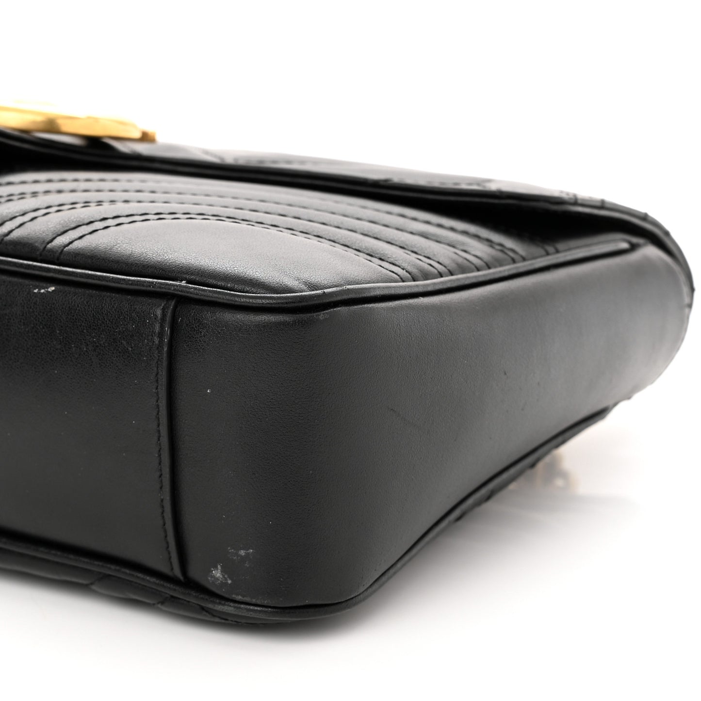 Calfskin Matelasse Medium GG Marmont Shoulder Bag Black