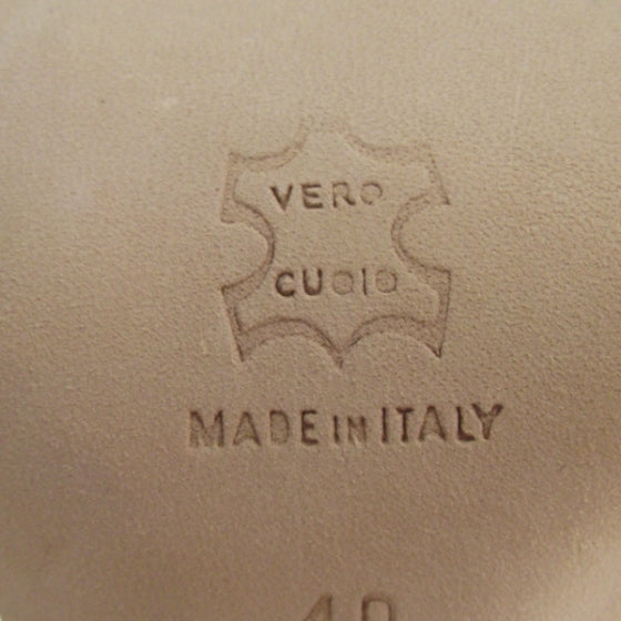 MANOLOBLAHNIKSatinLeafPumps40Green