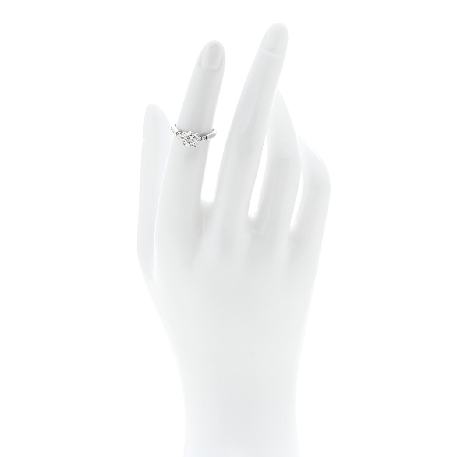 Harry Winston Platinum Diamond .91ct Round Brilliant Cut Engagement Ring 47 4 2 of 7