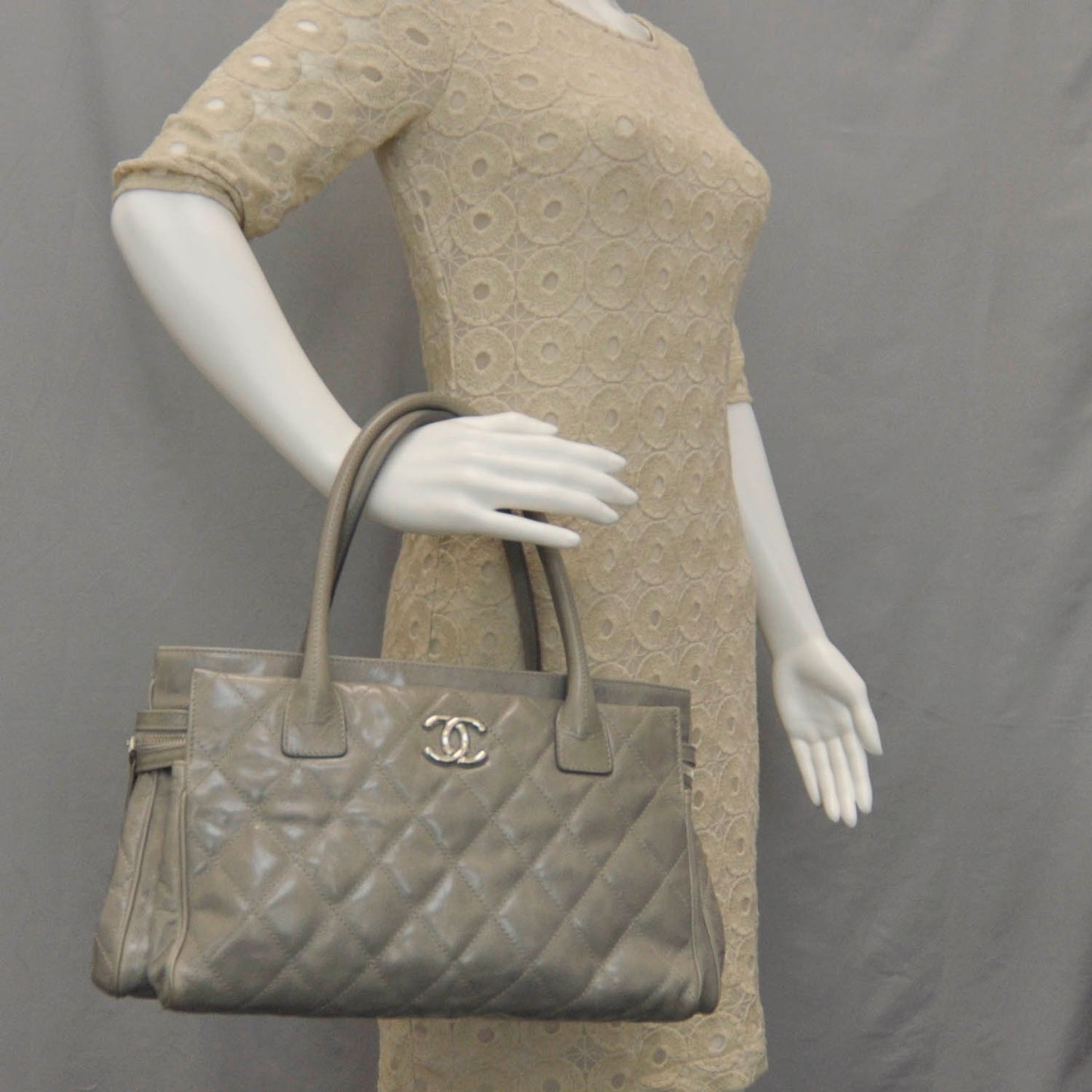 Glazed Calfskin New Portobello Grey