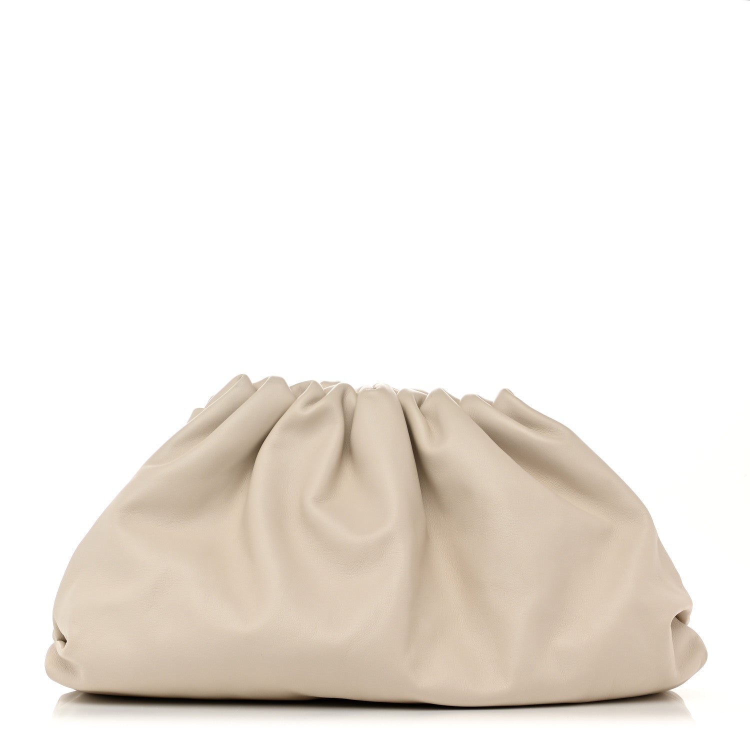 Bottega Veneta Smooth Butter Calf The Pouch Oversized Clutch Plaster 1 of 9