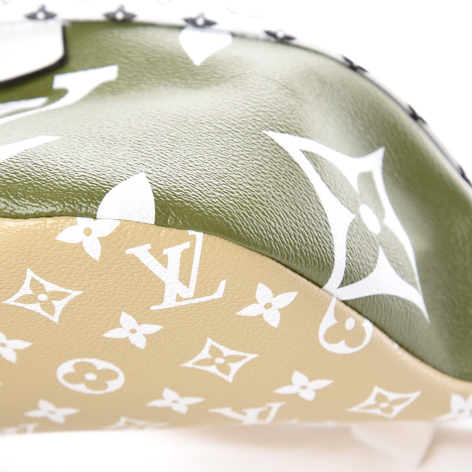 Louis Vuitton Monogram Giant Bumbag Kaki Beige 9 of 10