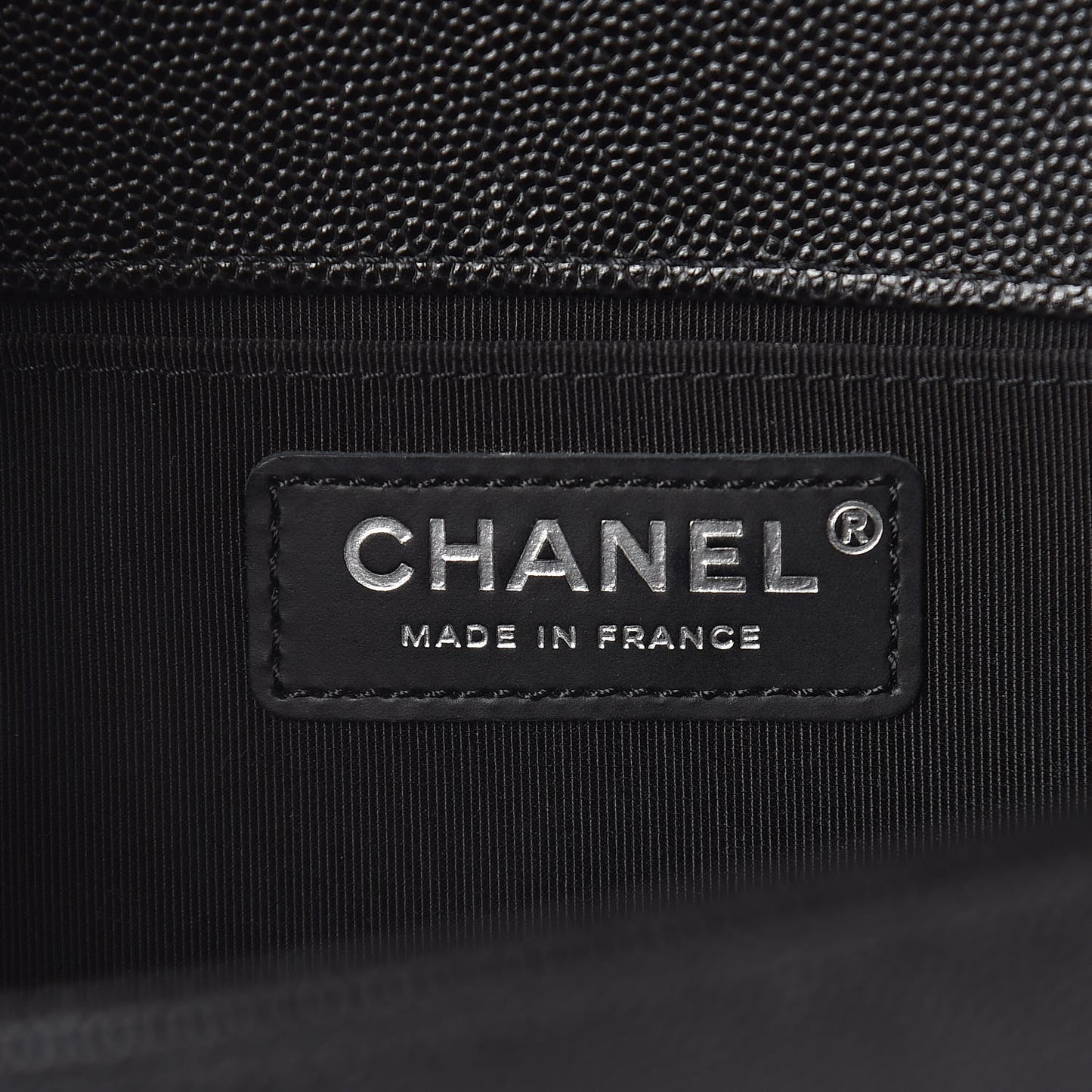 Caviar Quilted Medium Boy Flap Black