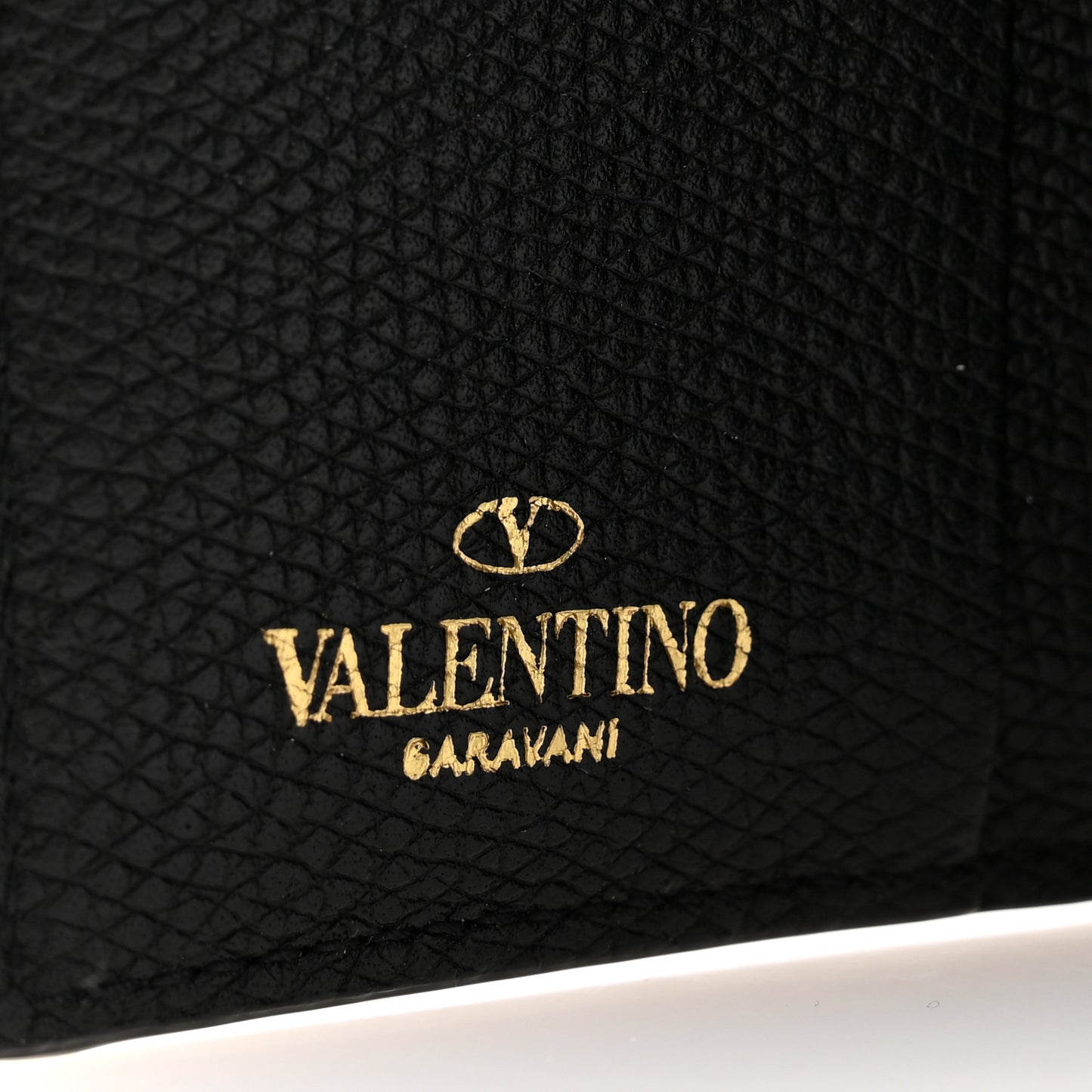 Grainy Calfskin VSling Compact Wallet Black