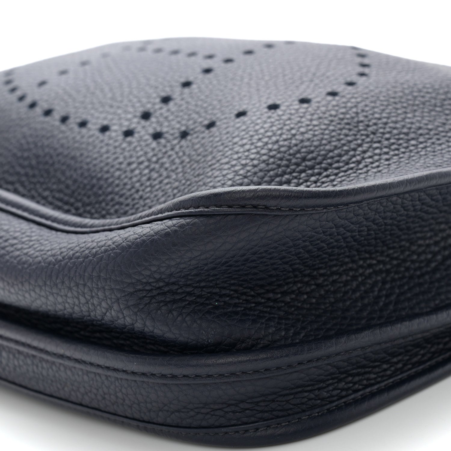 Hermes Taurillon Clemence Evelyne III PM Bleu Nuit 9 of 10