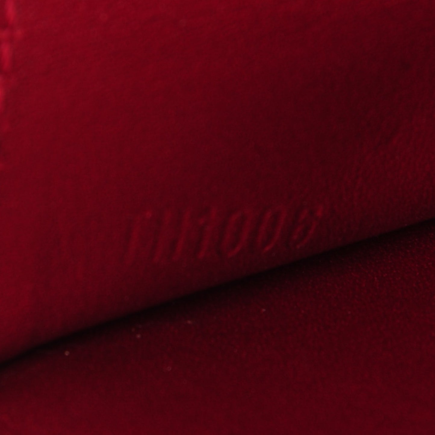 Vernis Coeur Heart Coin Purse Pomme D'Amour